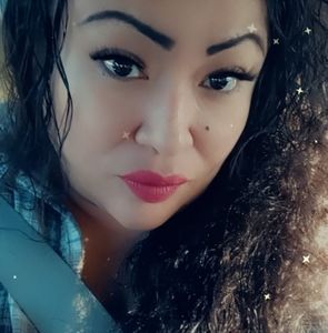 Meet your Posher, Raquel